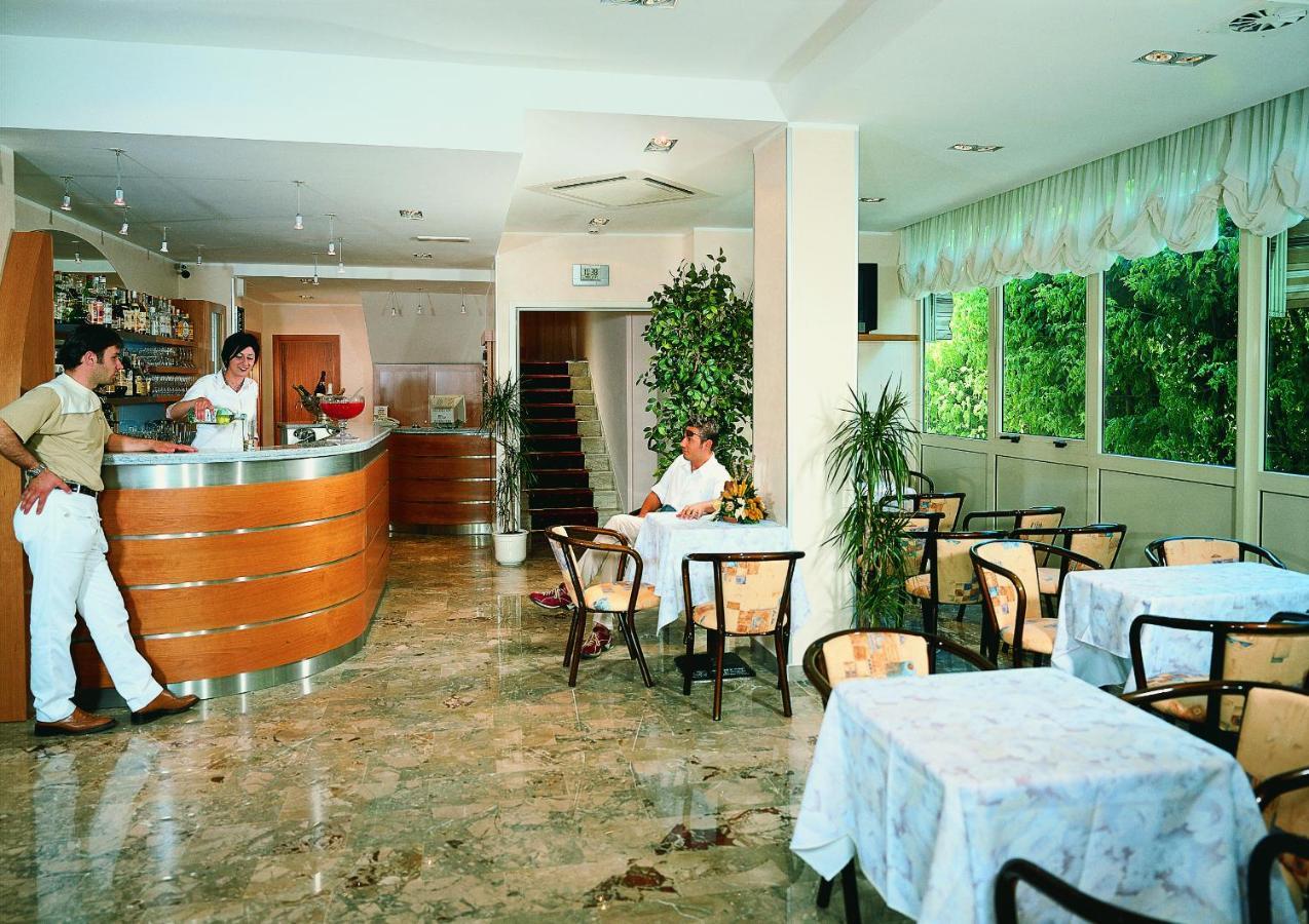 California Pastry Hotel Τσέρβια Εξωτερικό φωτογραφία