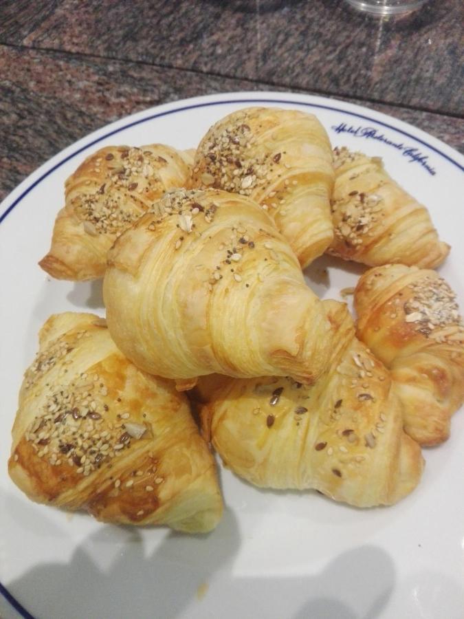California Pastry Hotel Τσέρβια Εξωτερικό φωτογραφία